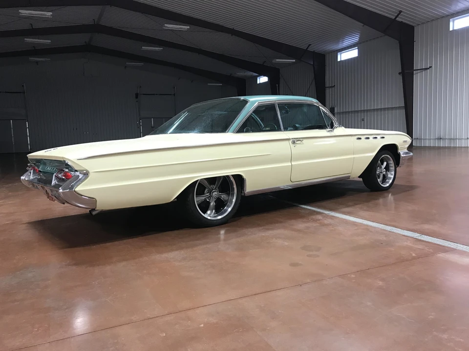 1961 Buick Electra - Image 31 of 31