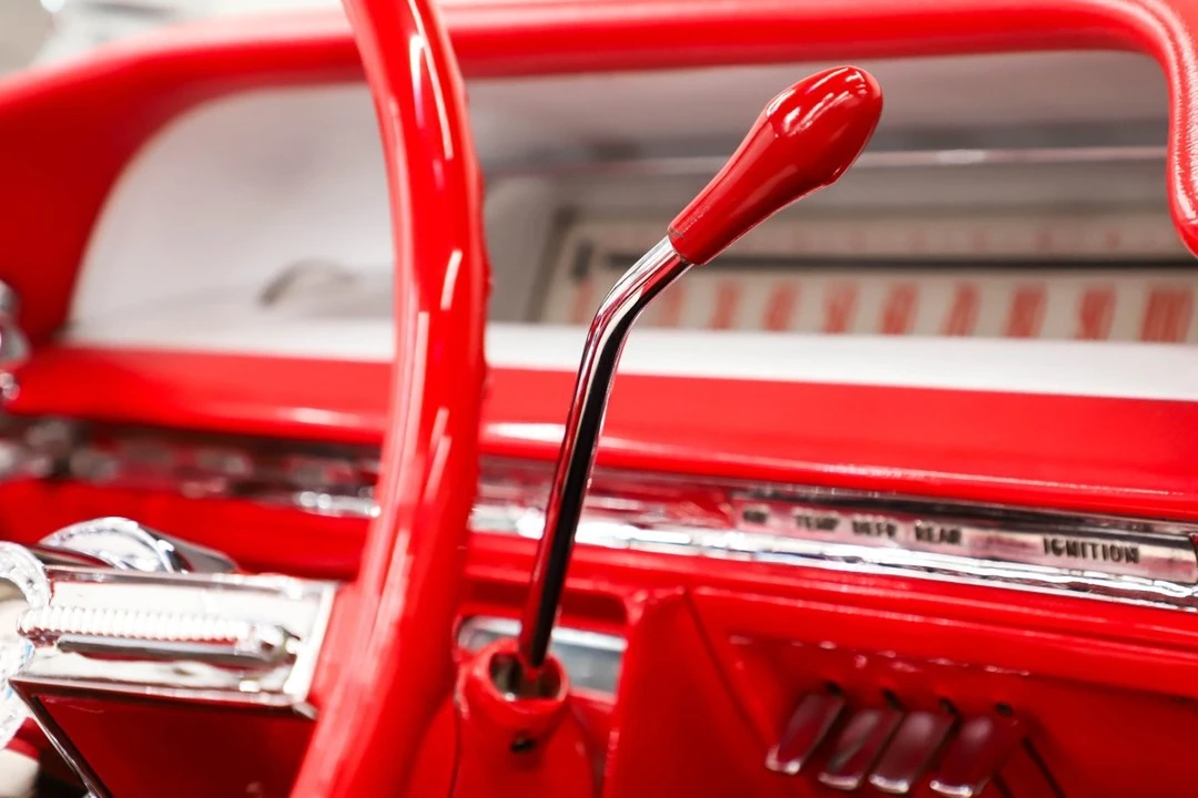 1961 Buick Electra - Image 4 of 12
