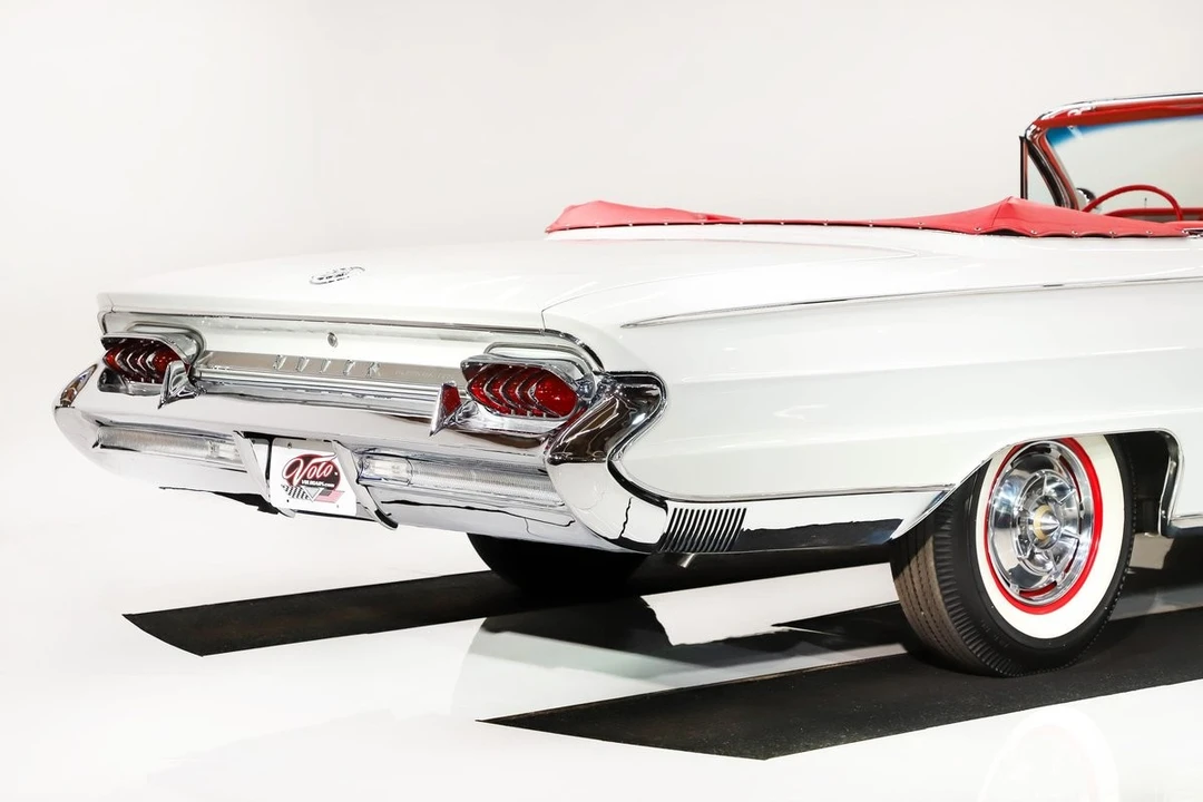 1961 Buick Electra - Image 18 of 21
