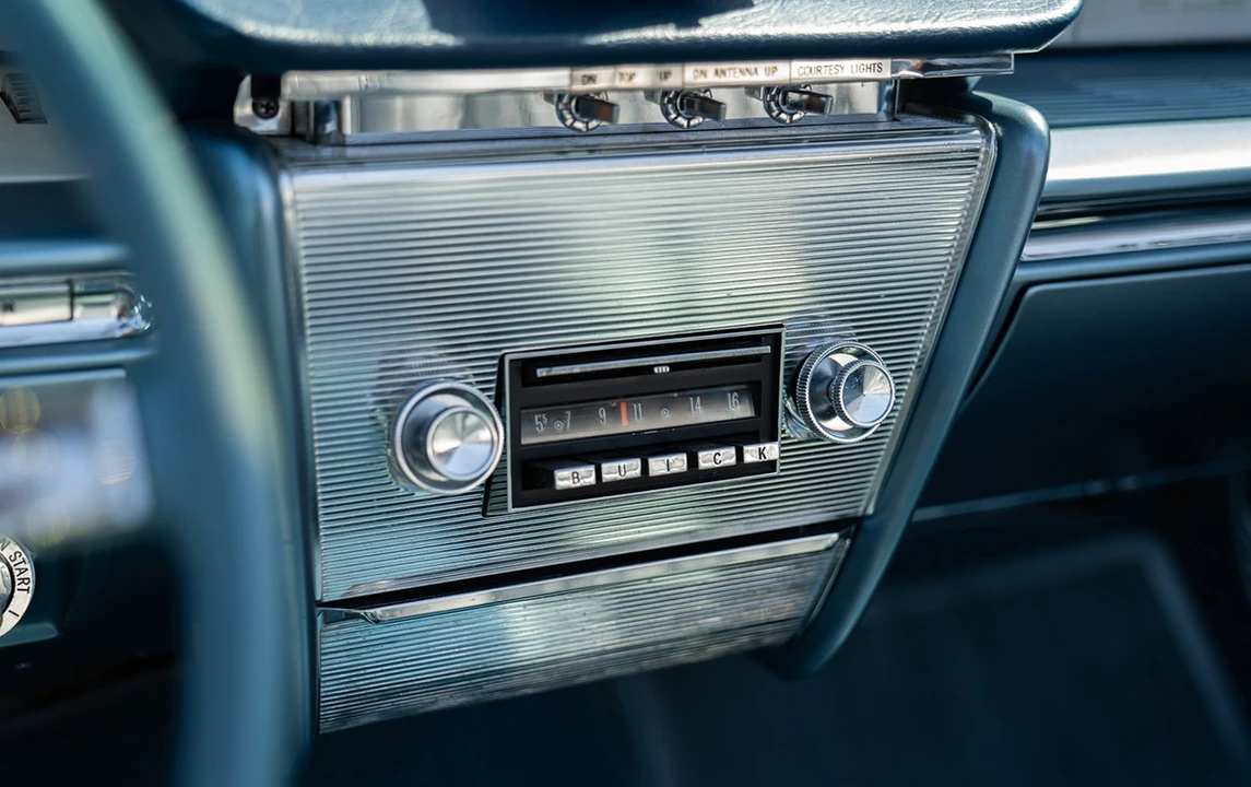 1961 Buick Electra - Image 26 of 31