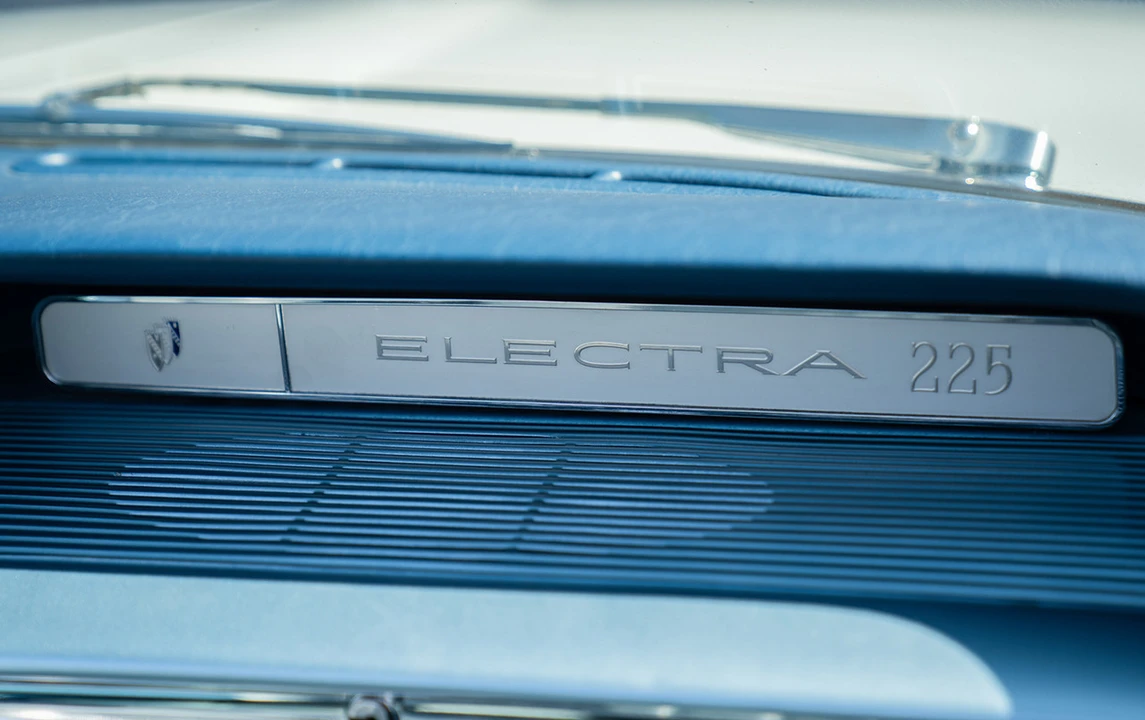 1961 Buick Electra - Image 25 of 31