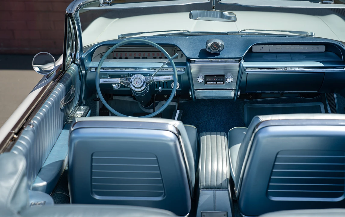 1961 Buick Electra - Image 16 of 31