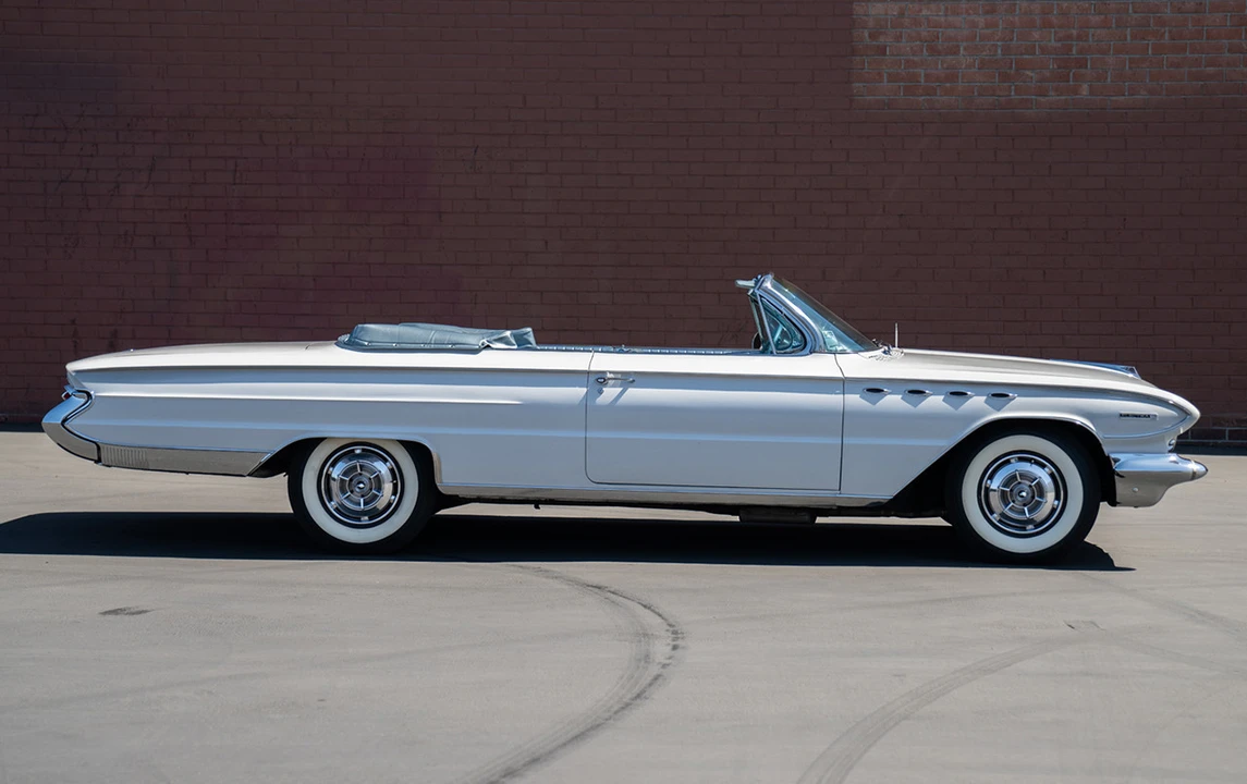 1961 Buick Electra - Image 2 of 31