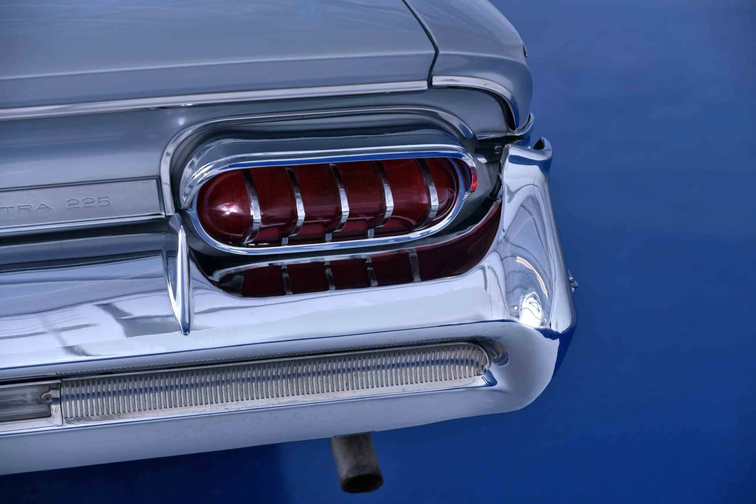 1961 Buick Electra - Image 29 of 31
