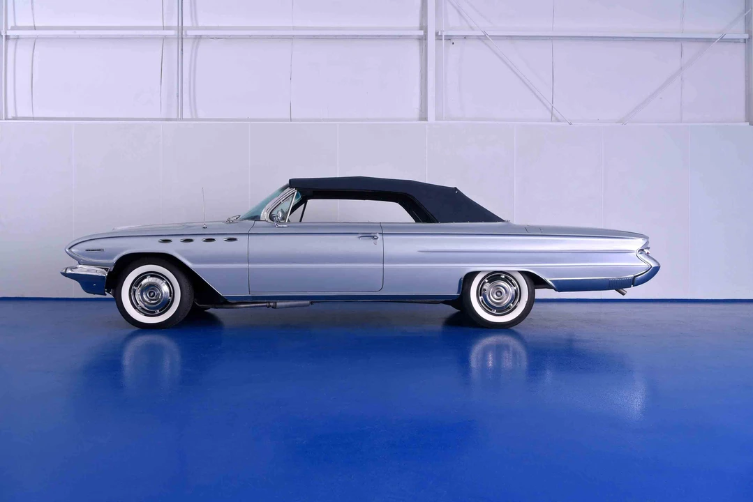1961 Buick Electra - Image 8 of 31