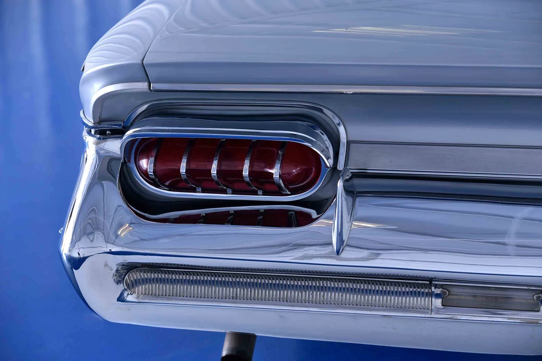 1961 Buick Electra - Image 28 of 31