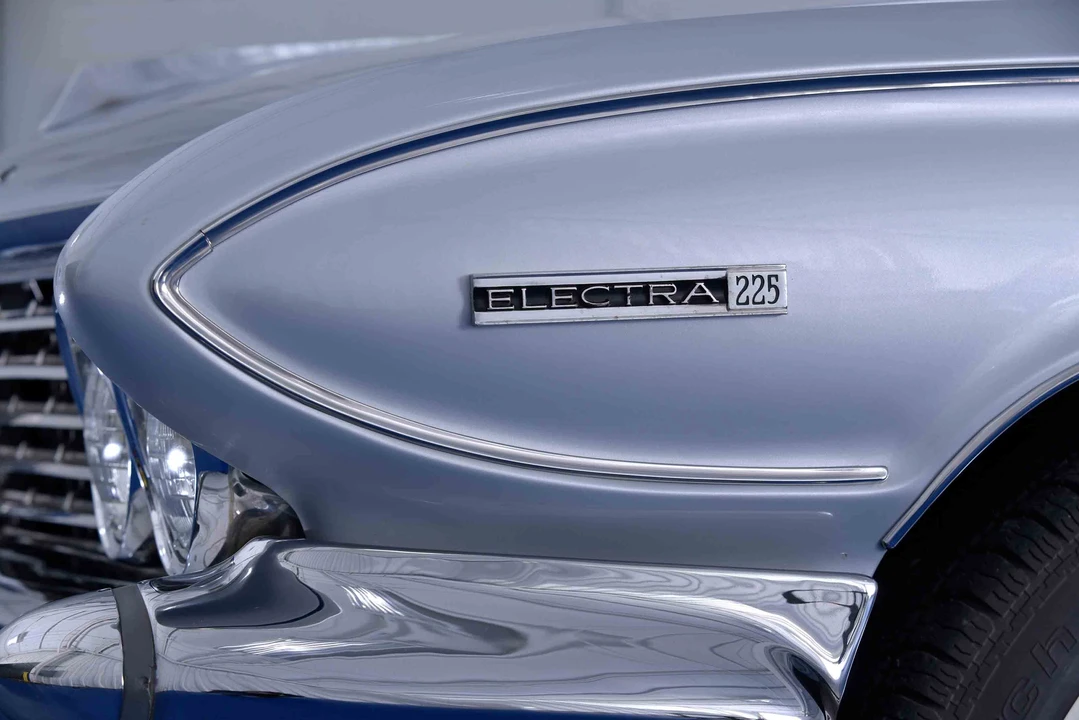 1961 Buick Electra - Image 20 of 31