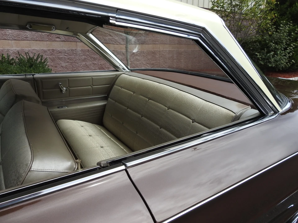 1961 Buick Electra - Image 20 of 31