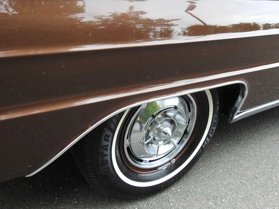1961 Buick Electra - Image 29 of 31