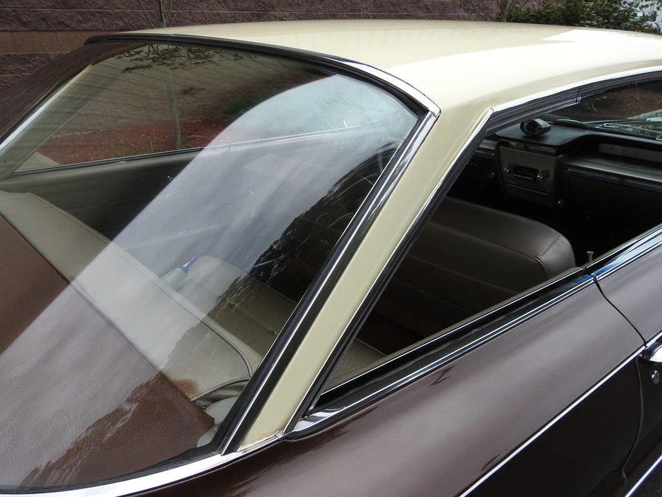 1961 Buick Electra - Image 30 of 31