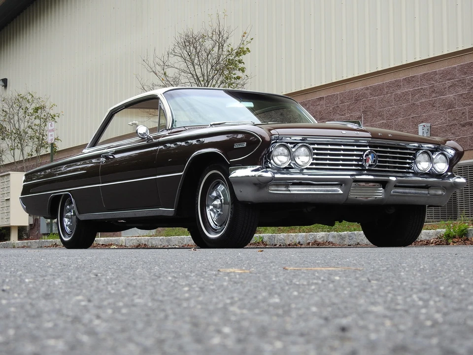 1961 Buick Electra - Image 8 of 31