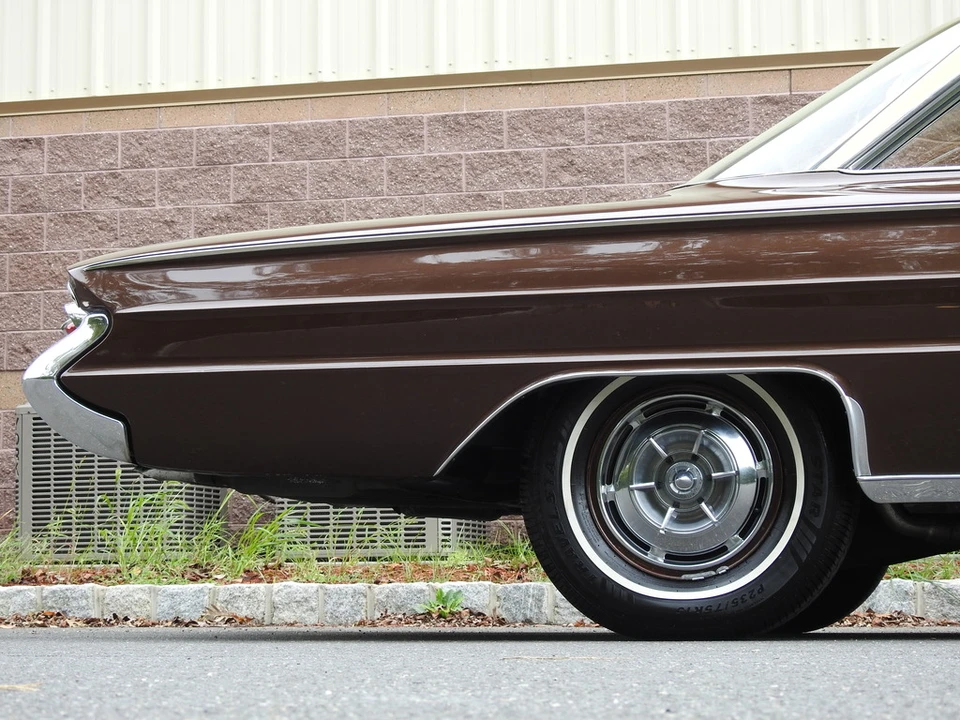 1961 Buick Electra - Image 31 of 31