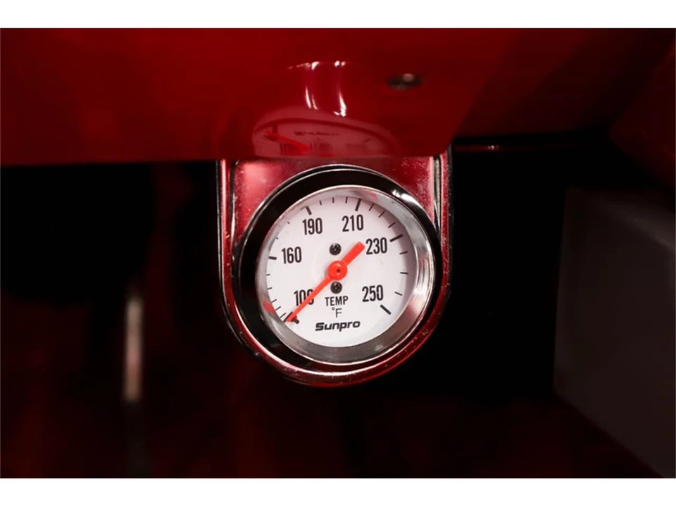 1961 Buick Electra - Image 24 of 31