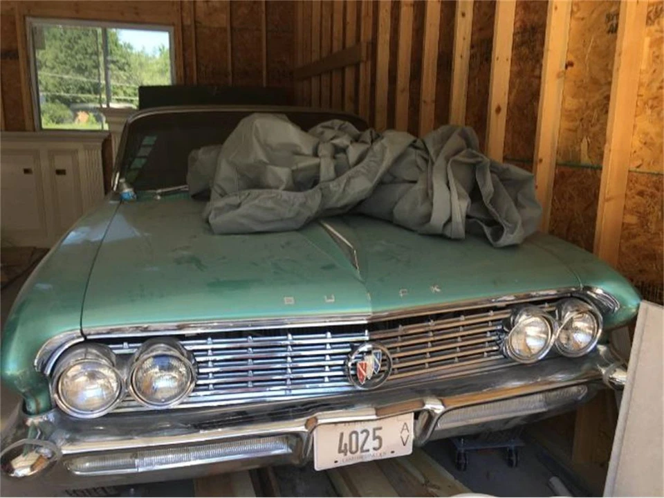 1961 Buick Electra - Image 11 of 11