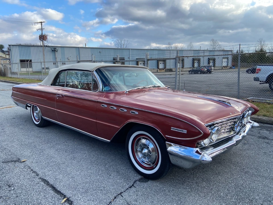 1961 Buick Electra - Image 12 of 21