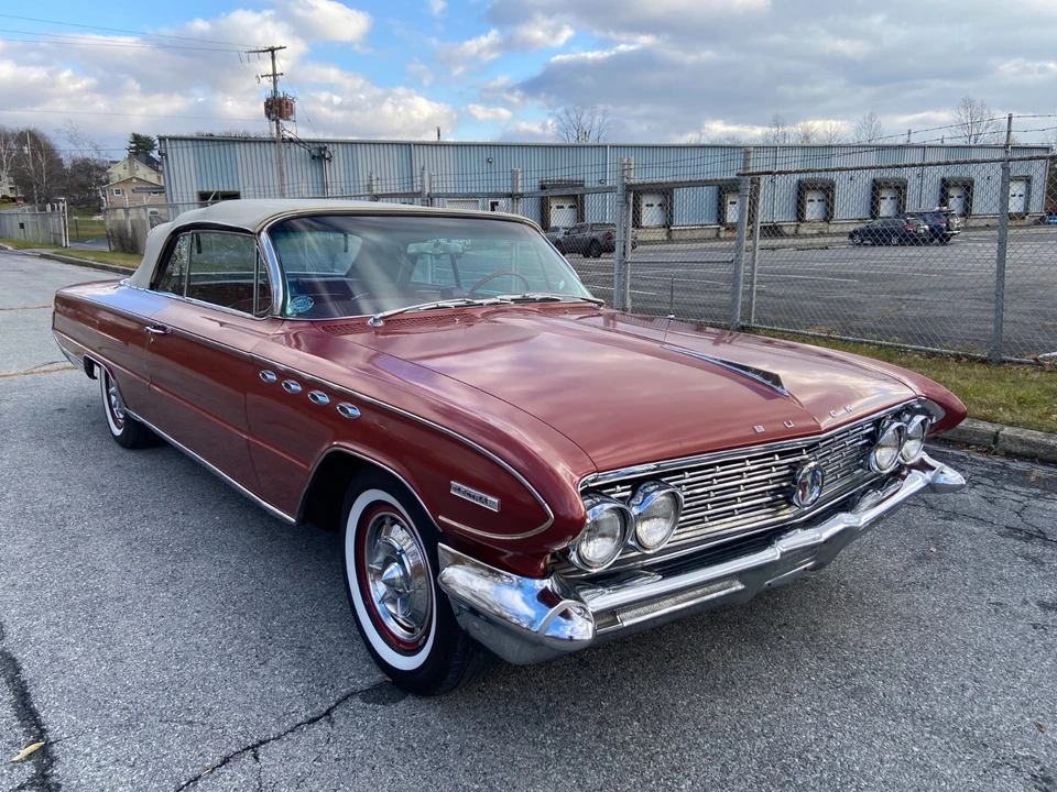 1961 Buick Electra - Image 13 of 21