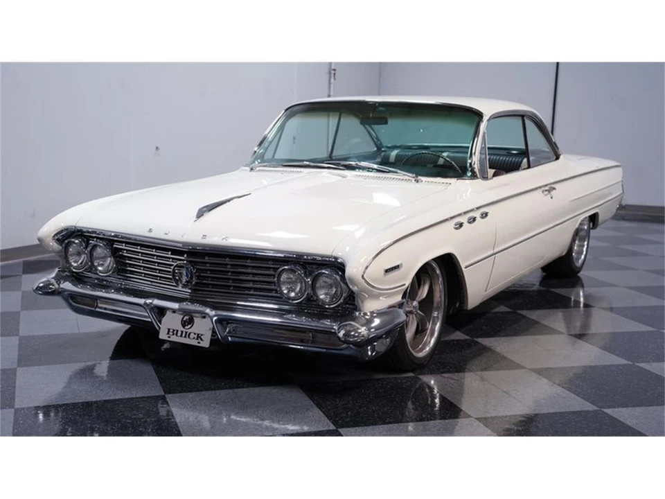 1961 Buick Invicta - Image 15 of 31