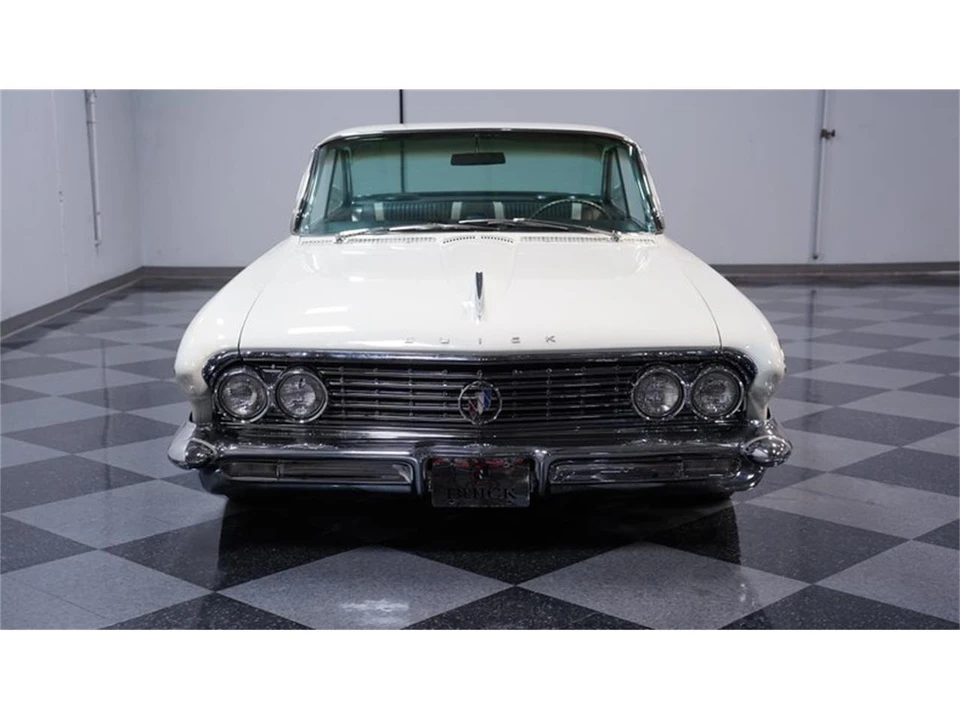 1961 Buick Invicta - Image 14 of 31