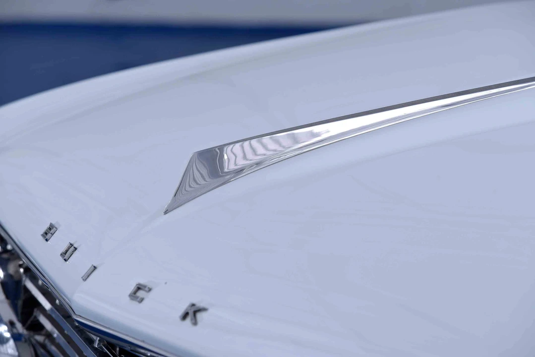 1961 Buick Invicta - Image 16 of 31