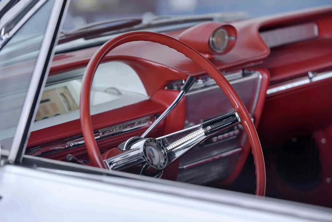 1961 Buick Invicta - Image 24 of 31