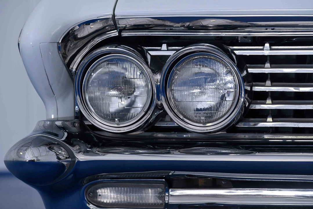 1961 Buick Invicta - Image 14 of 31