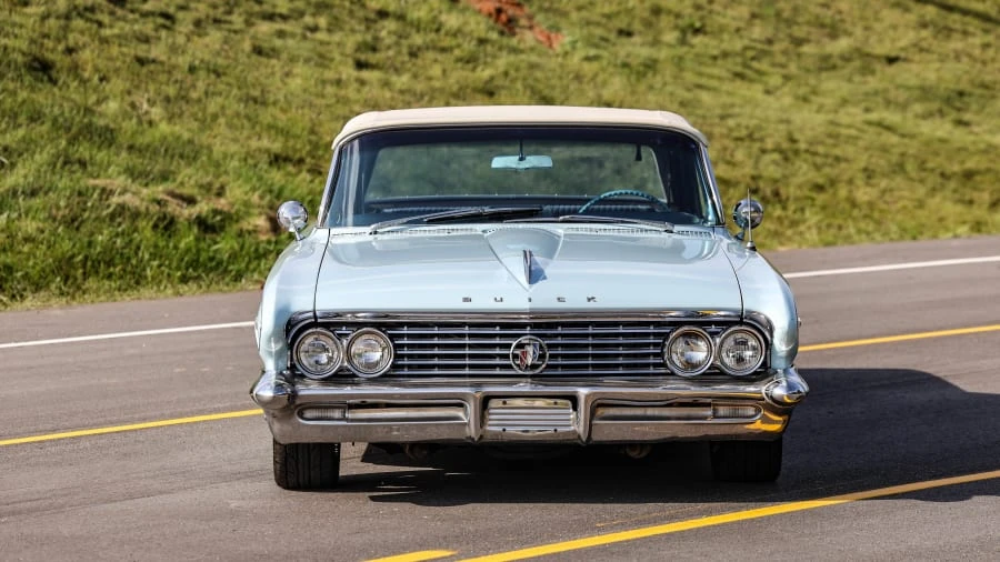 1961 Buick Invicta - Image 3 of 31