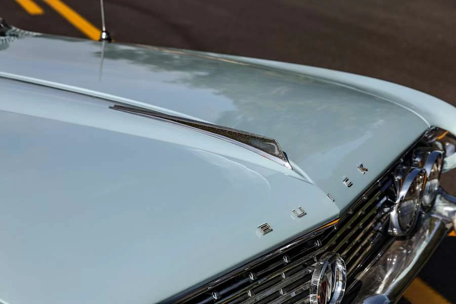 1961 Buick Invicta - Image 10 of 31