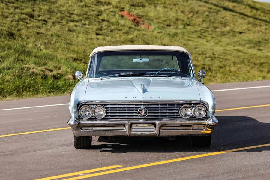 1961 Buick Invicta - Image 3 of 31