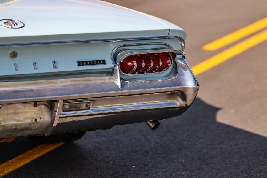 1961 Buick Invicta - Image 11 of 31