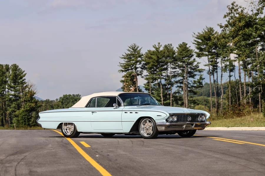1961 Buick Invicta - Image 5 of 31