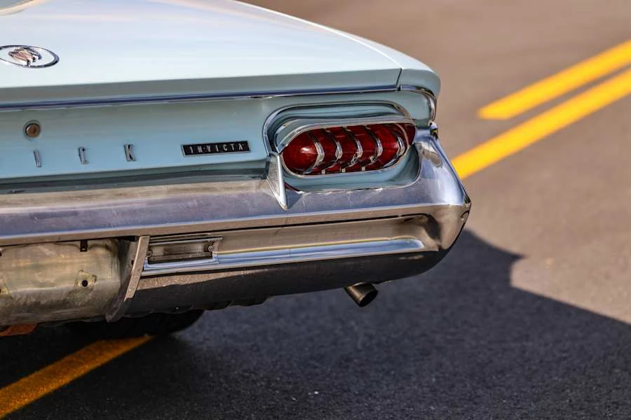 1961 Buick Invicta - Image 15 of 31