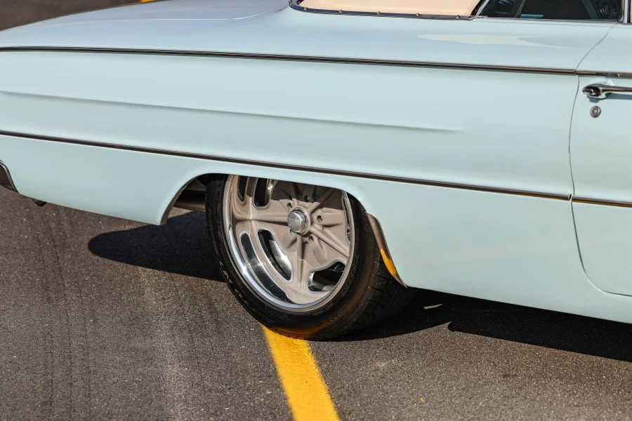1961 Buick Invicta - Image 24 of 31