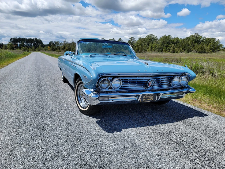 1961 Buick Invicta - Image 7 of 31