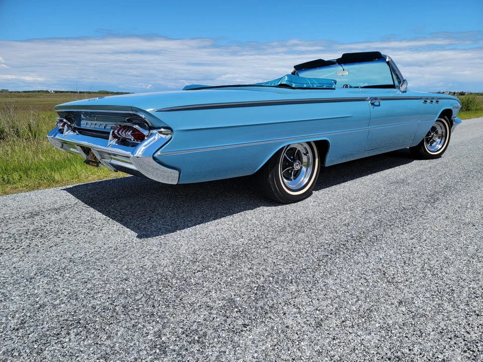 1961 Buick Invicta - Image 28 of 31