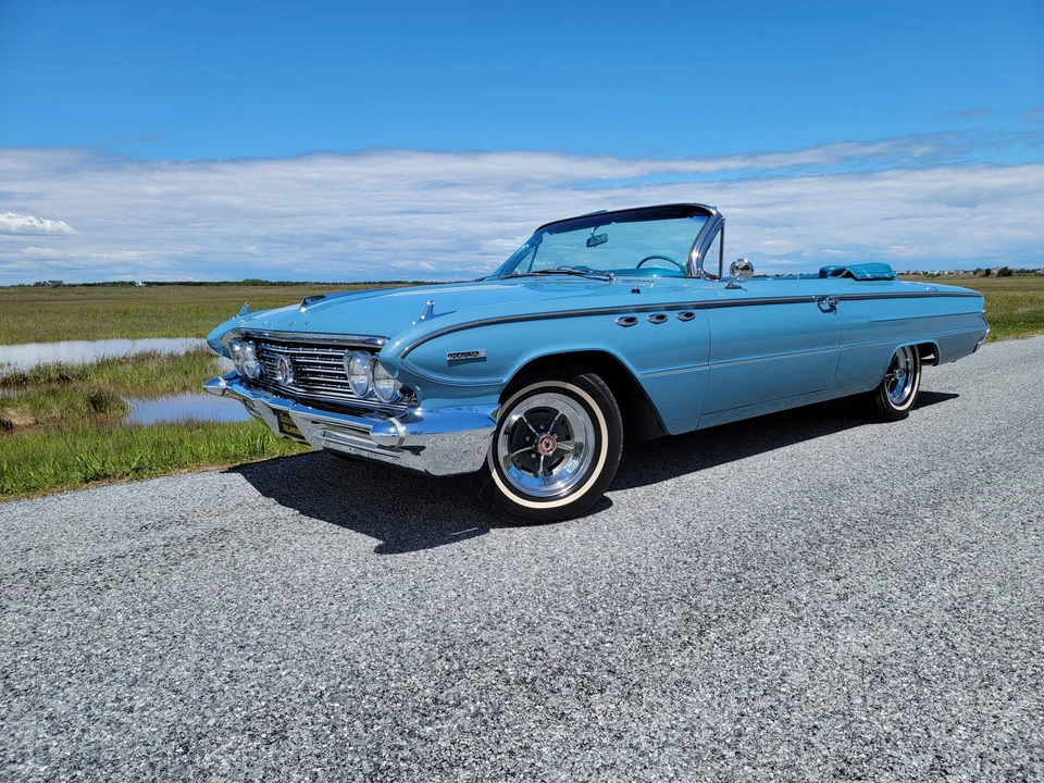 1961 Buick Invicta - Image 10 of 31