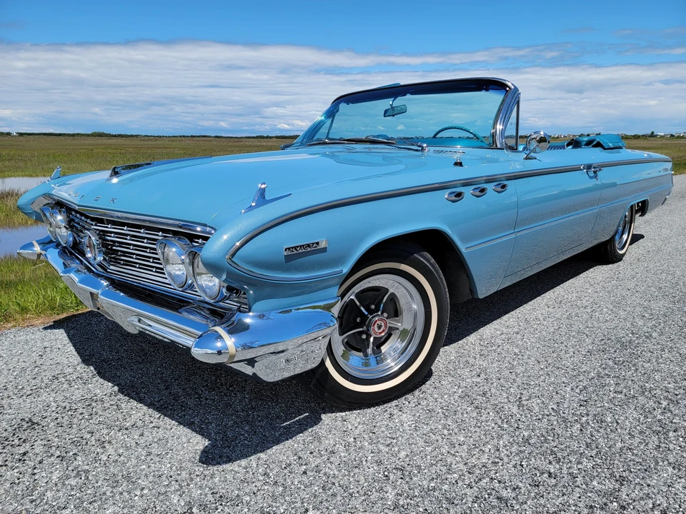 1961 Buick Invicta - Image 11 of 31