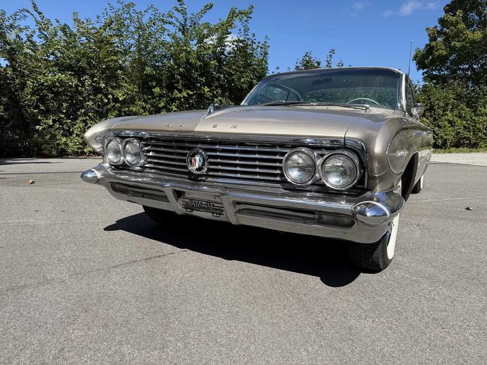 1961 Buick Invicta - Image 7 of 31