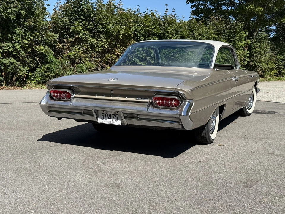 1961 Buick Invicta - Image 18 of 31
