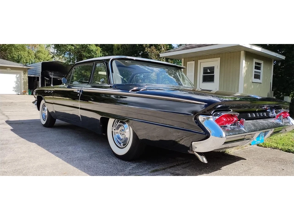1961 Buick LeSabre - Image 6 of 20