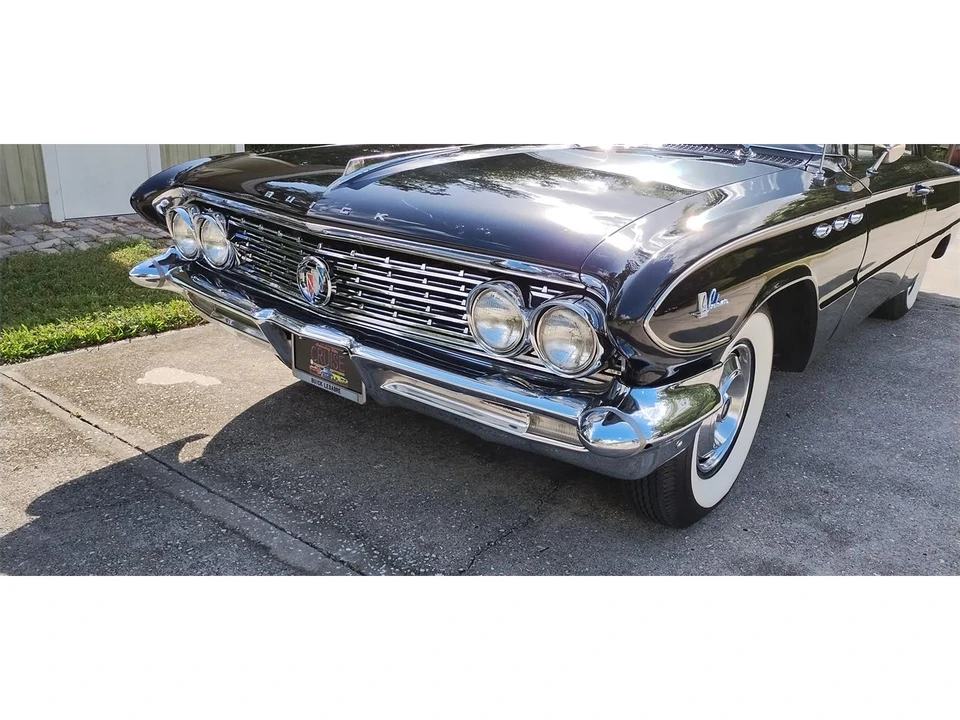 1961 Buick LeSabre - Image 2 of 20