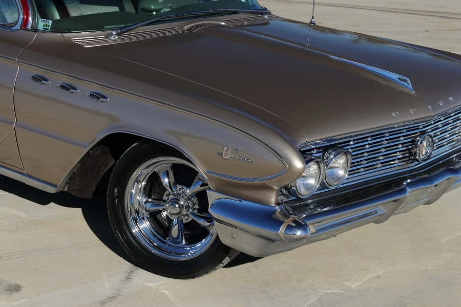 1961 Buick LeSabre - Image 20 of 31