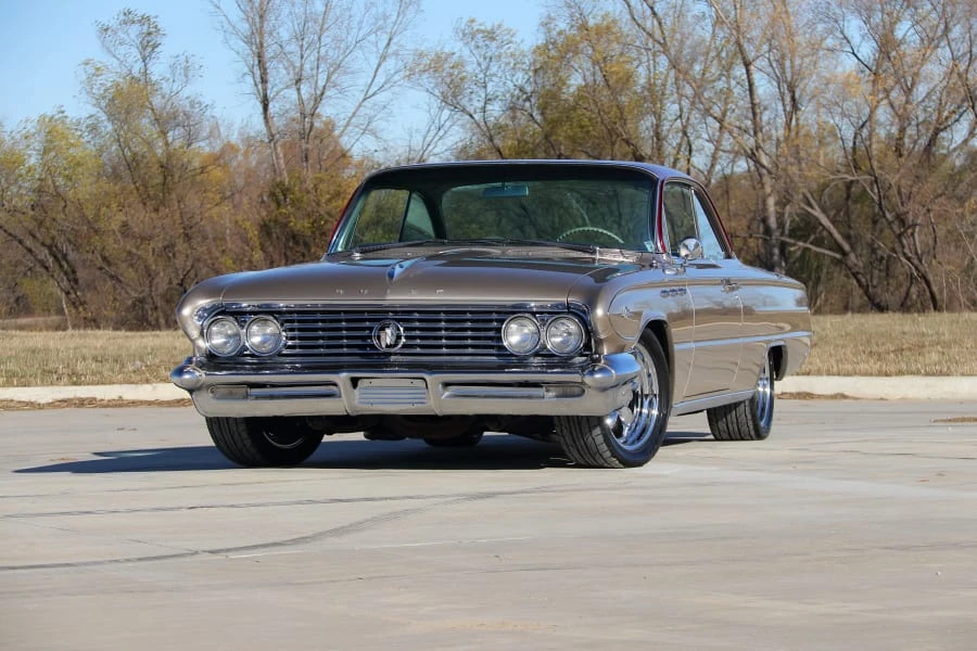 1961 Buick LeSabre - Image 10 of 31