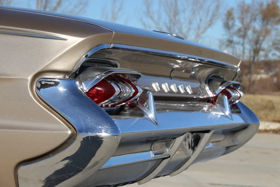 1961 Buick LeSabre - Image 16 of 31