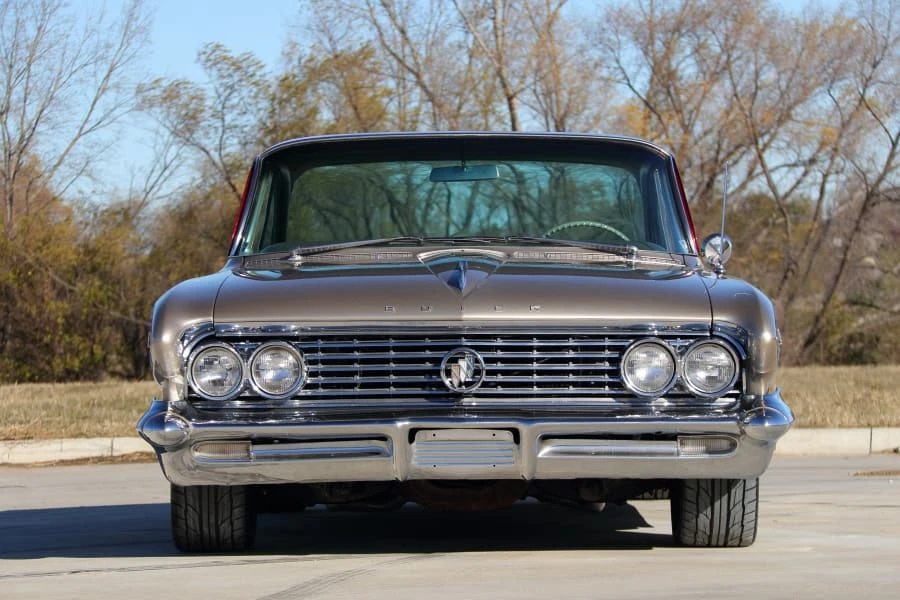 1961 Buick LeSabre - Image 4 of 31