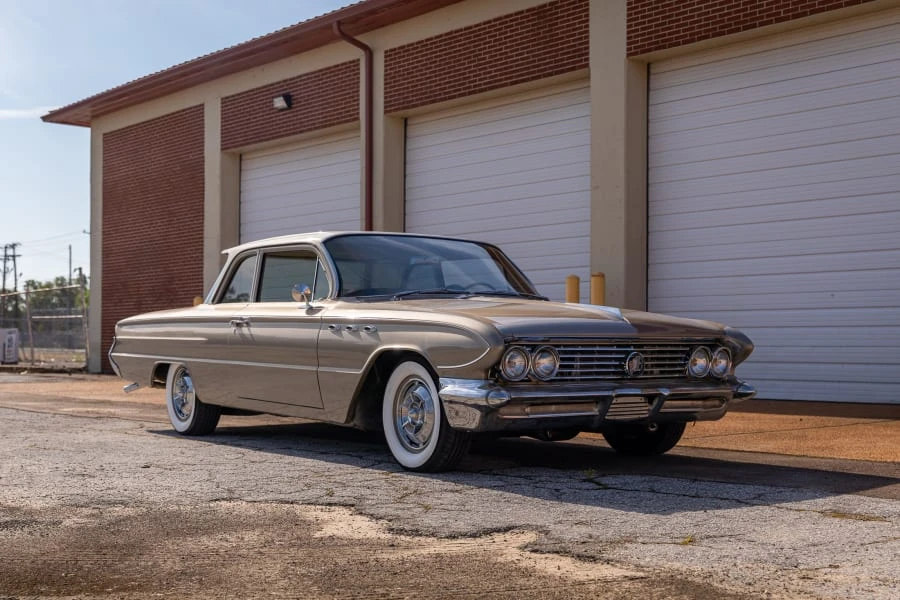 1961 Buick LeSabre - Image 6 of 31