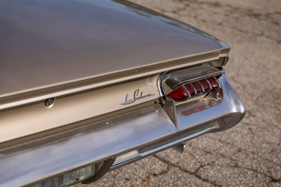 1961 Buick LeSabre - Image 12 of 31
