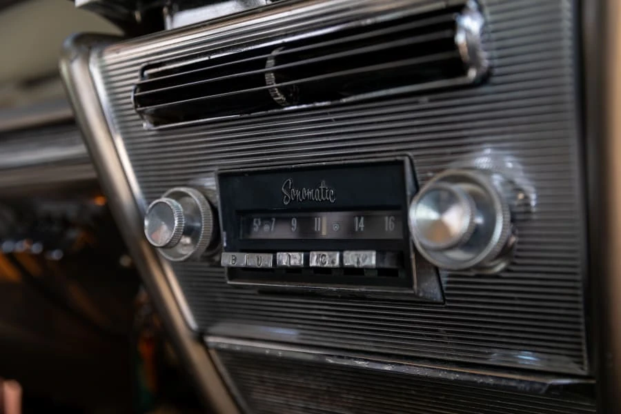 1961 Buick LeSabre - Image 24 of 31
