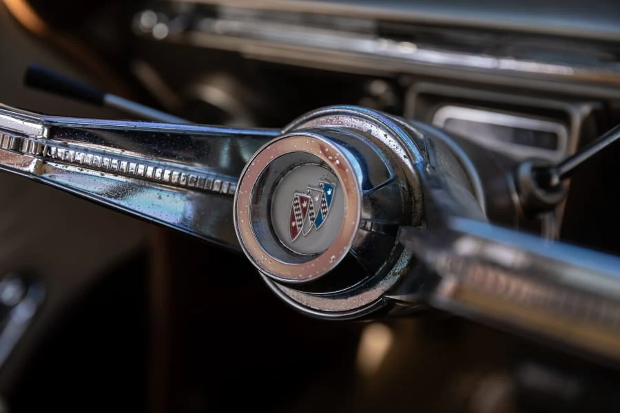 1961 Buick LeSabre - Image 20 of 31