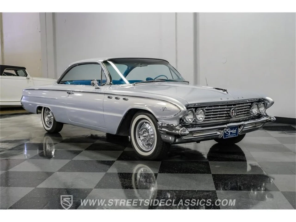1961 Buick LeSabre - Image 15 of 31