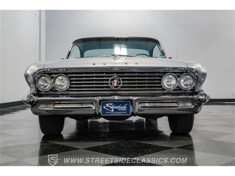 1961 Buick LeSabre - Image 30 of 31